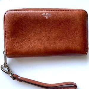 Fossil Leather Wristlet Bag